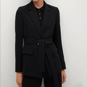 MANGO Blazer 🧥✨